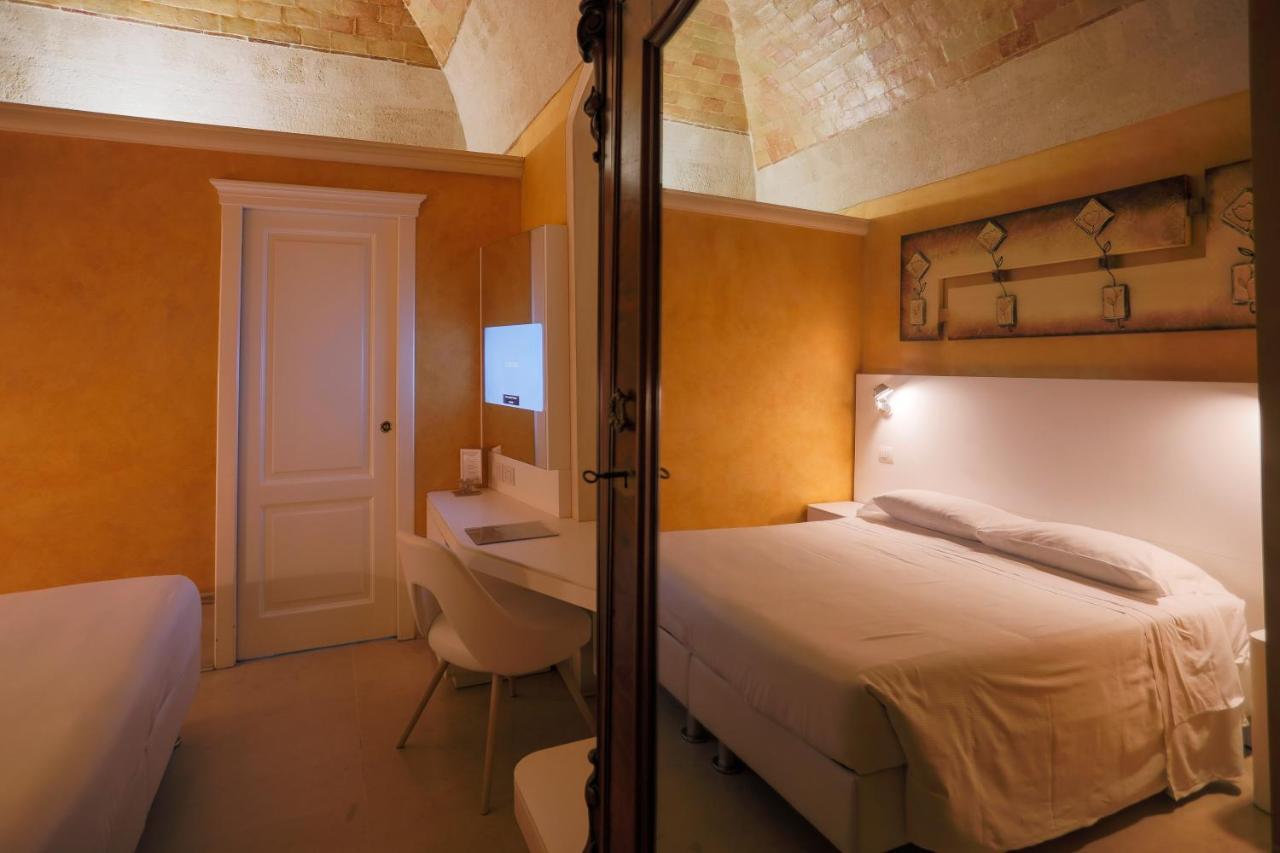Hotel Casino Ridola Matera Bagian luar foto